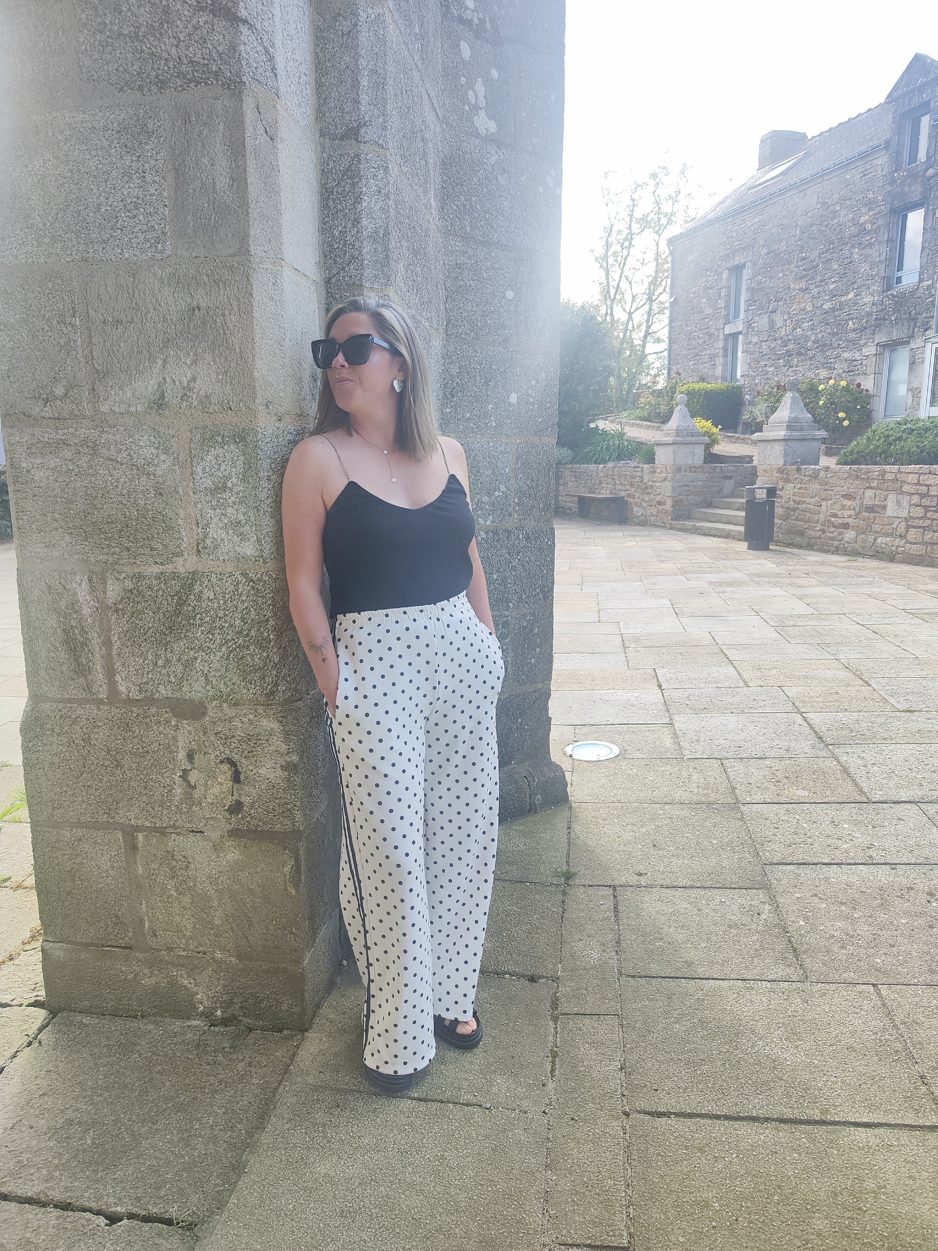 Pantalon à pois 🤍🖤