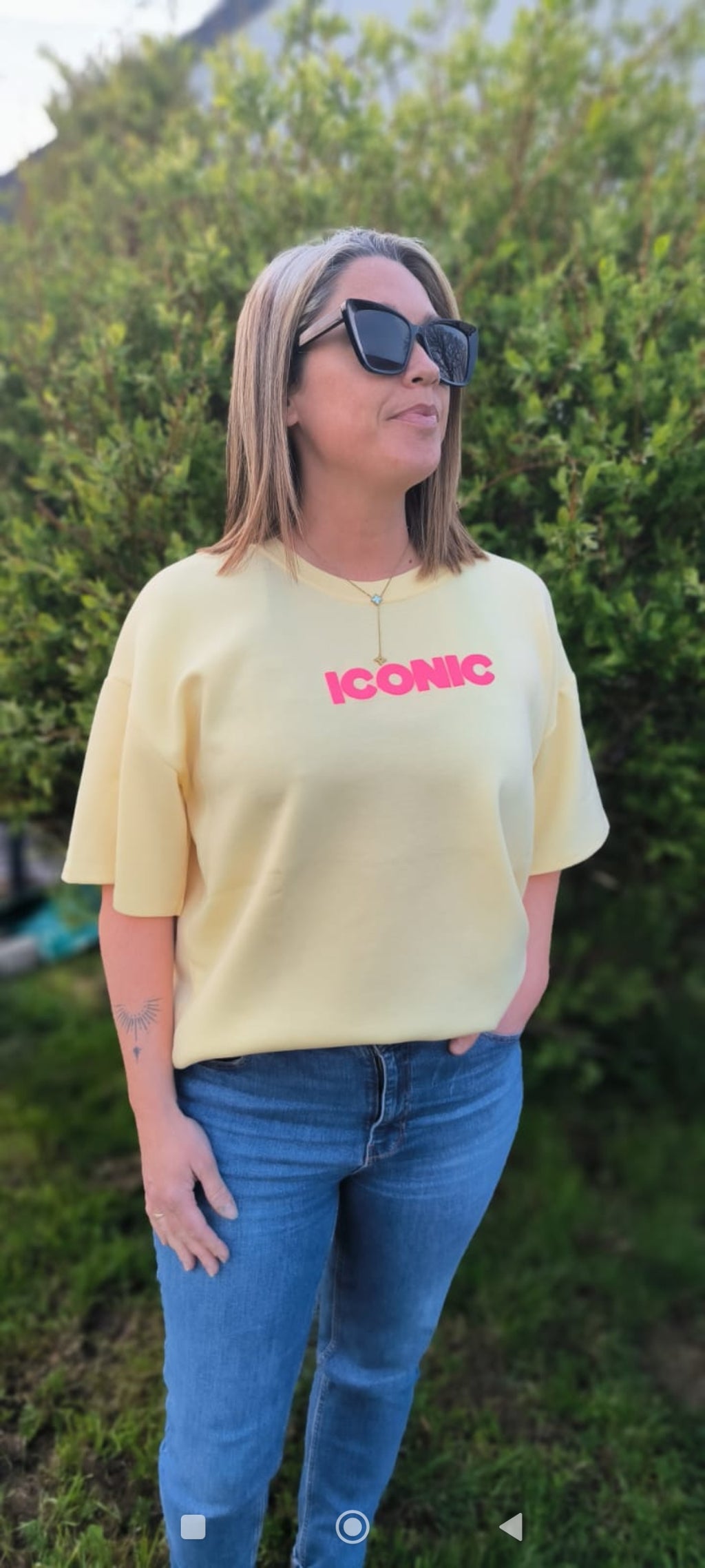 T Shirt Iconic 💛🩷